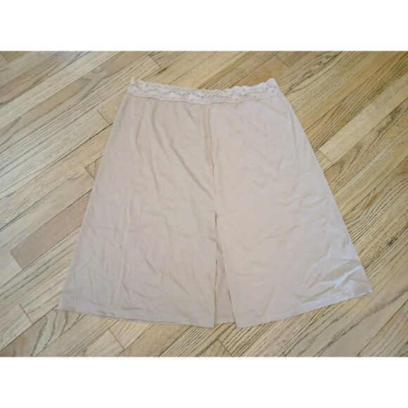 Vassarette Women's Slip Skirt Elastic Waist with Back Slit Vintage XL - Picture 3 of 5